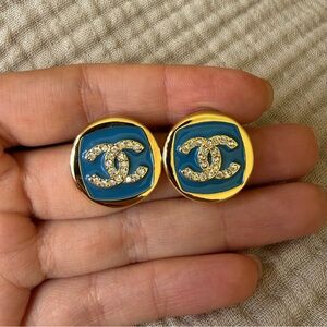 ✨Vintage Chanel Blue Enamel CC Crystal Earrings💙